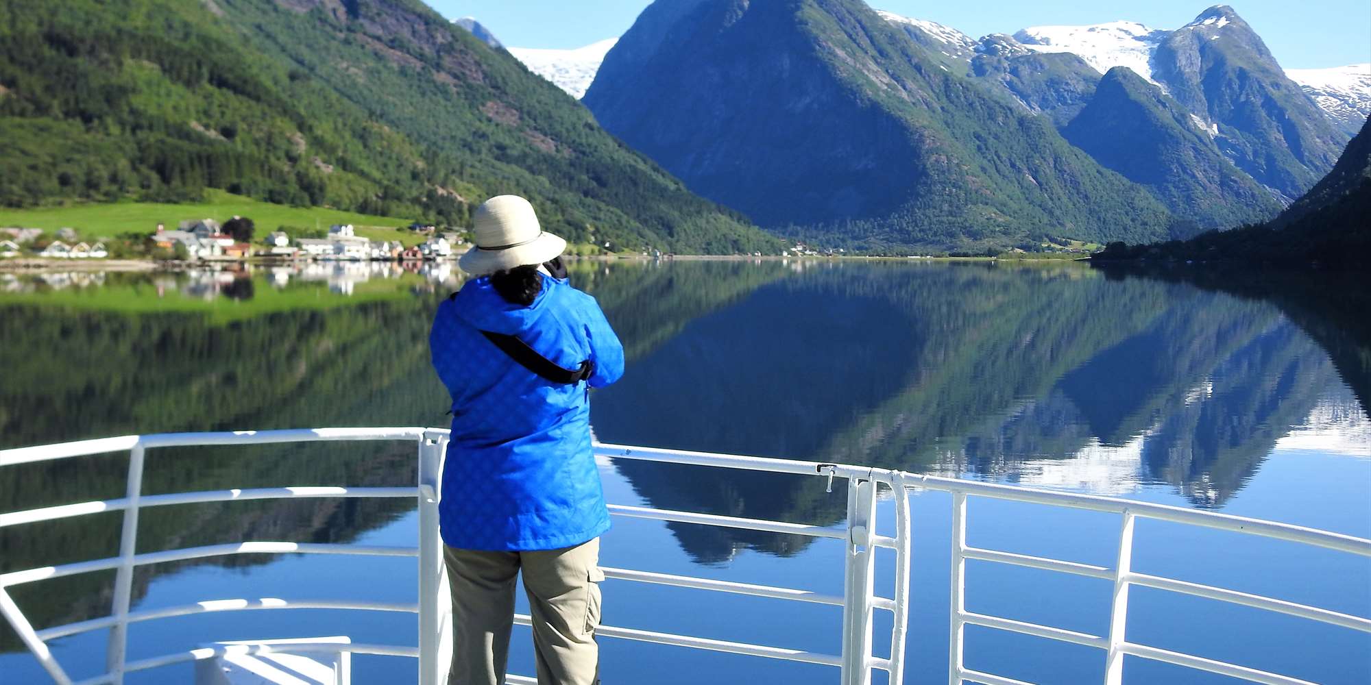 Båttur Fra Bergen Til Fjærland Inkludert Tur Til Bøyabreen